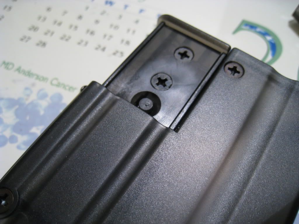 http://i8.photobucket.com/albums/a1/aznriptide859/Airsoft/KWA Magazine Speed Loader/IMG_1381.jpg